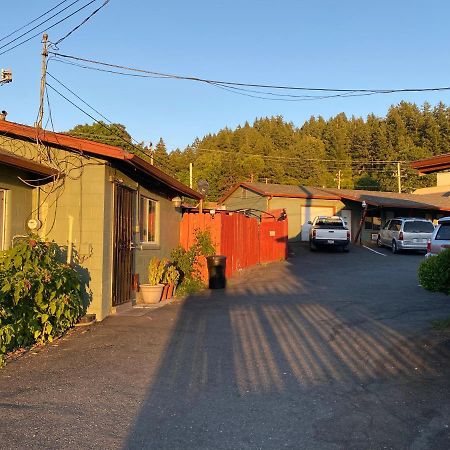 Johnston'S Motel Garberville Buitenkant foto